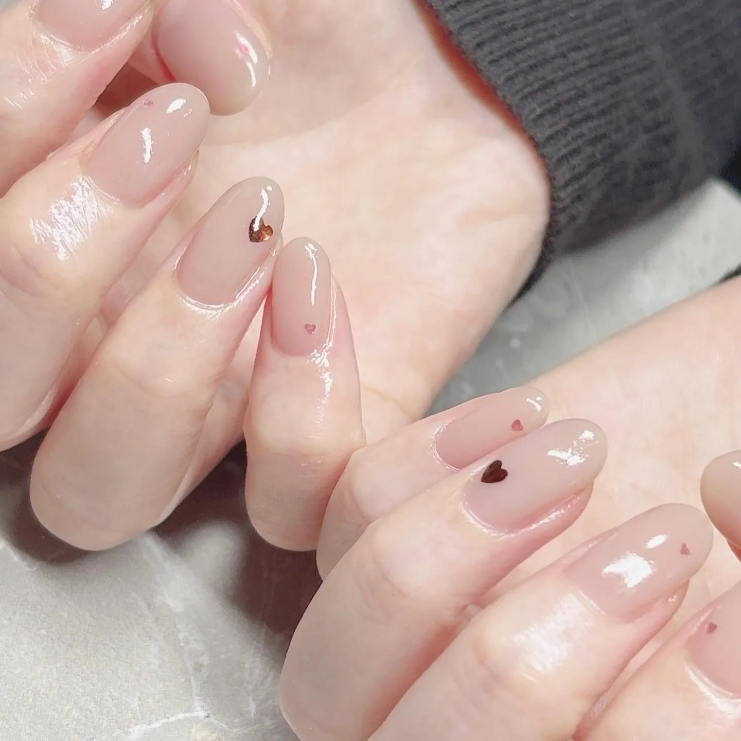 バレンタインデーが近づくと、気分を盛り上げるためにネイルに特...