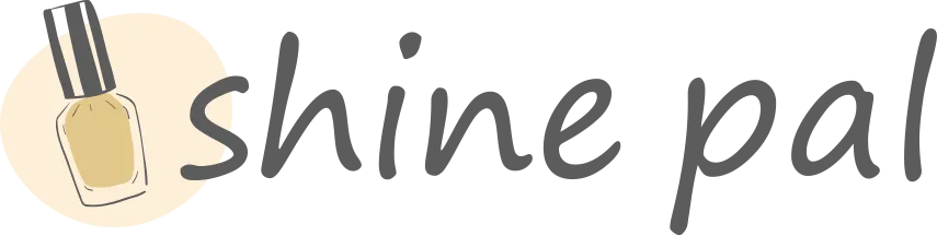 シンプルな夏ネイルならshine pal